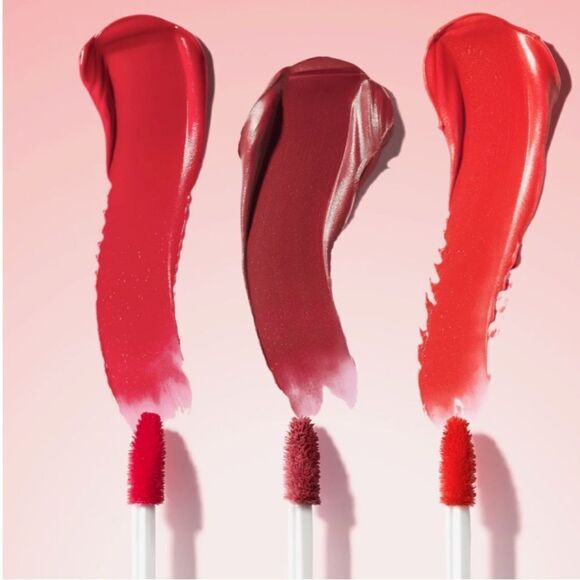 🌻 ICONIC VIXEN Vivid Ruby Red Cloud Kiss Matte Lip Mousse New FullSz - Picture 11 of 11